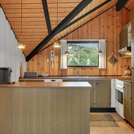 4 Bedroom In